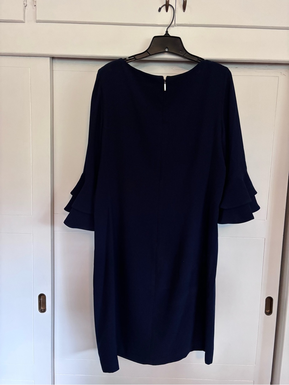 Lauren Ralph Lauren Dark Navy Tiered Ruffle-Sleeve Midi Dress - Picture 3 of 3